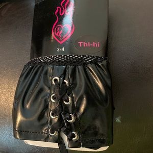 Old SKool Torrid thigh highs!! 💀🖤